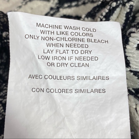 JESSICA SIMPSON Maternity lace Applique on netting ruched side back zip top XL - Picture 10 of 10